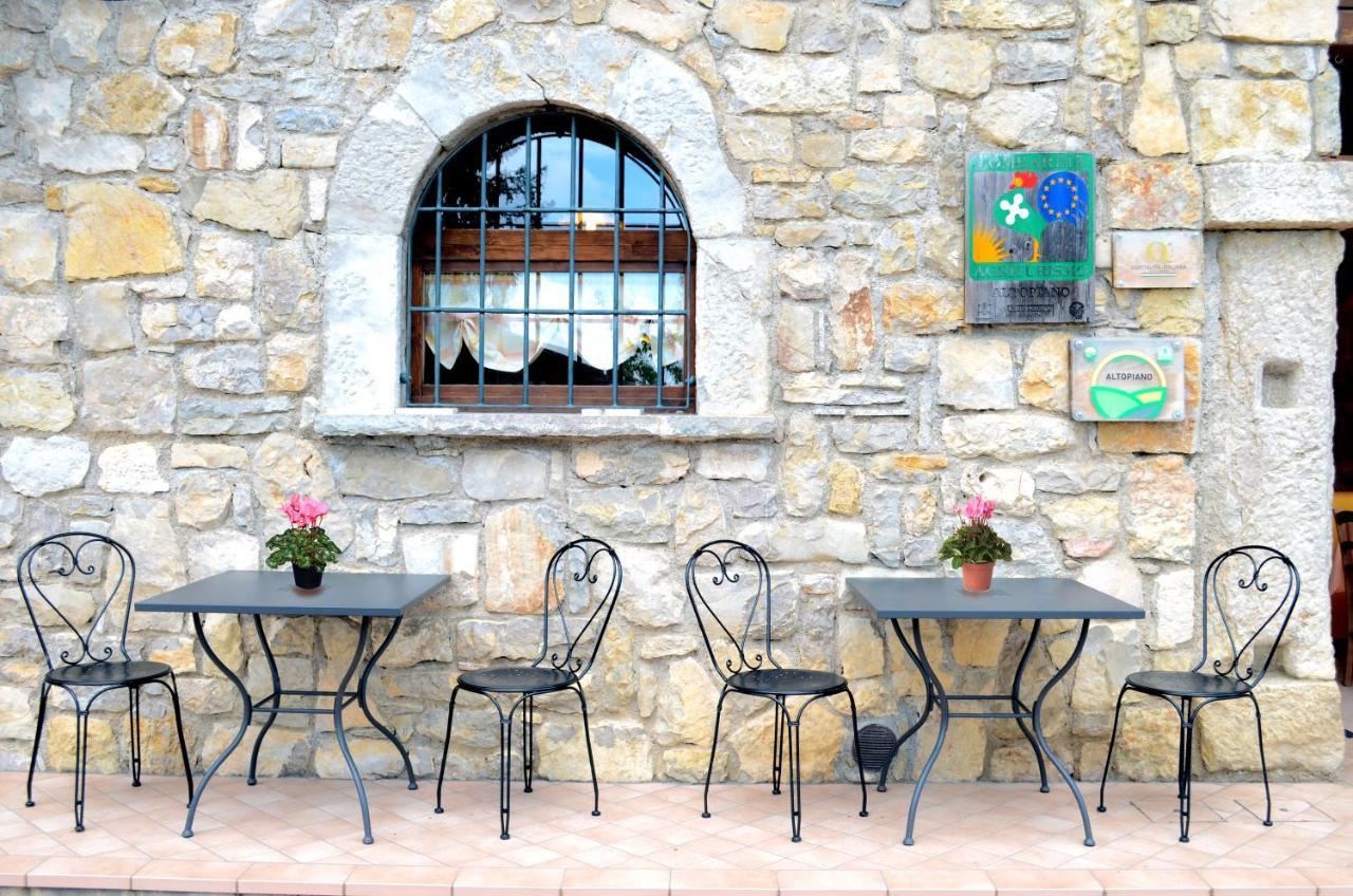 Agriturismo Dell'Altopiano Serle Kültér fotó